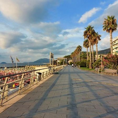 Appartamento Libeccio Loano Esterno foto